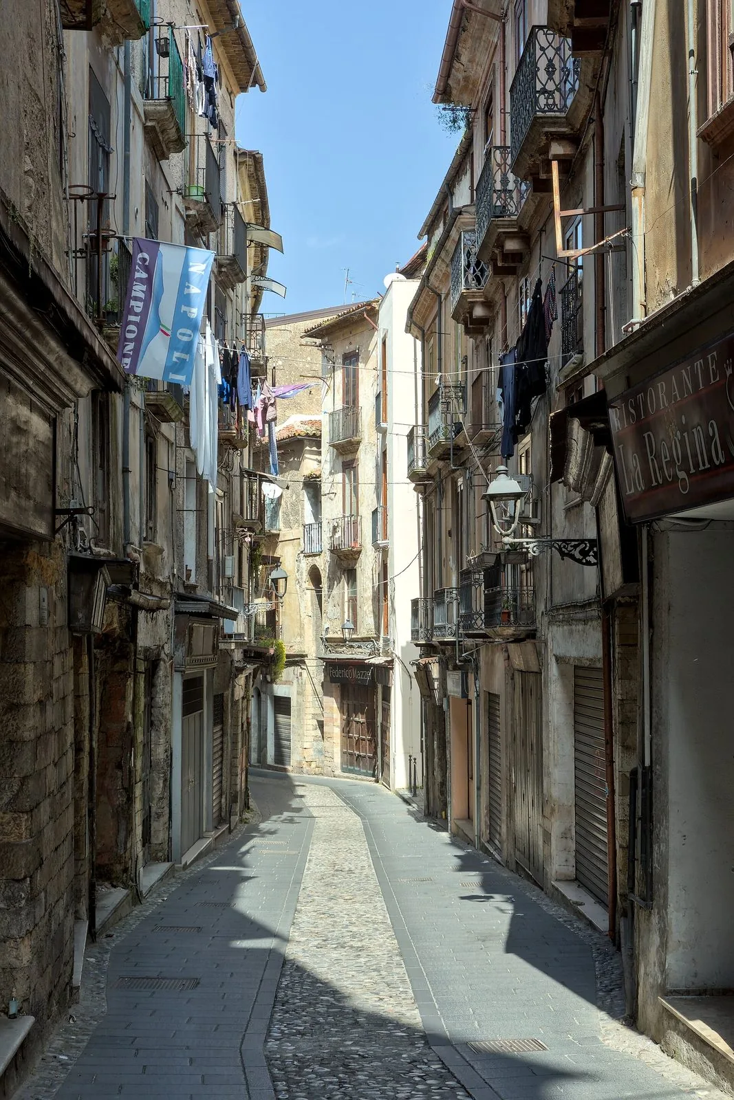 Corso Telesio, la strada principale di Cosenza vecchia